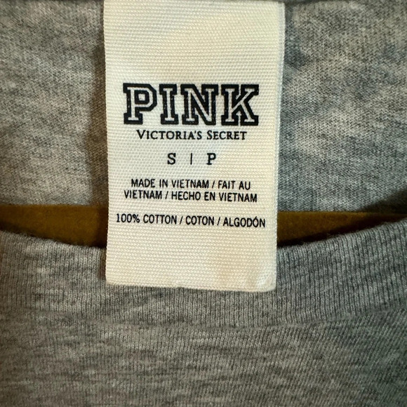 Victoria’s Secret PINK Gray Oversized Tee w/ Sequin Dog - Picture 3 of 6